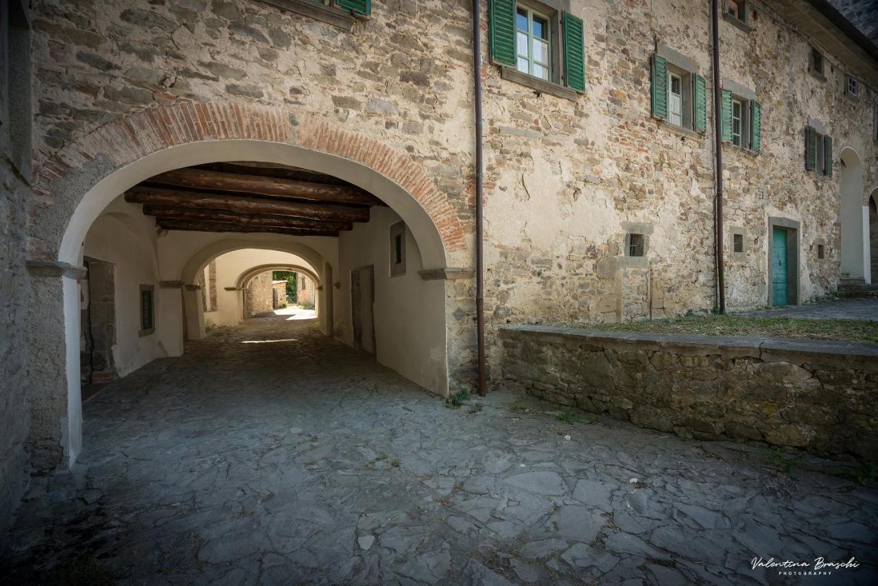 Castello Di Sarna Villa Chiusi della Verna Exterior foto