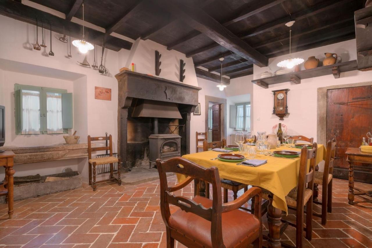 Castello Di Sarna Villa Chiusi della Verna Exterior foto